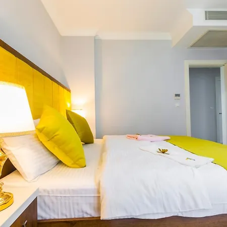 Fera Life Apartment *