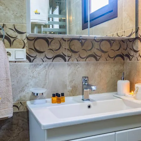 Fera Life Apartament *